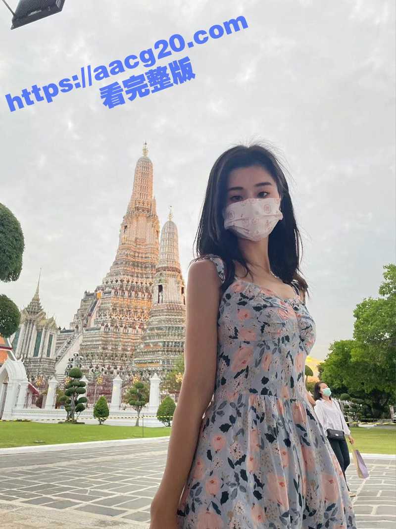 香港珠海学院硕士生 杨璐 背着男友做外围 私下就是条疯狂寻欢的母狗 裸体骚舞跳得非常起劲