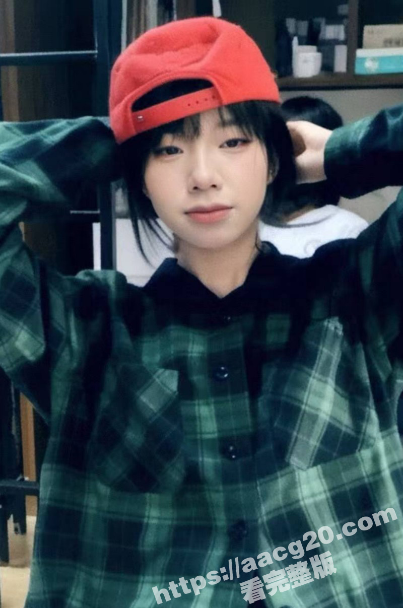 山东艺术学院反差婊秦相关图片