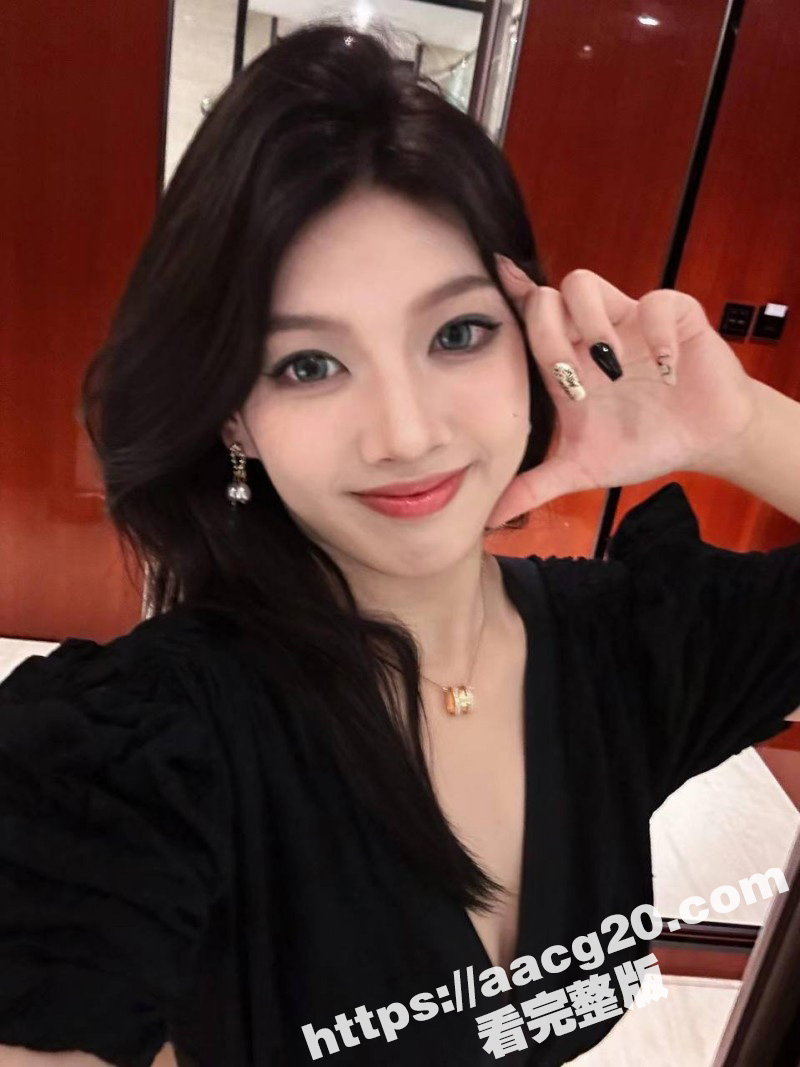 高颜值御姐 张钰涵 相关图片