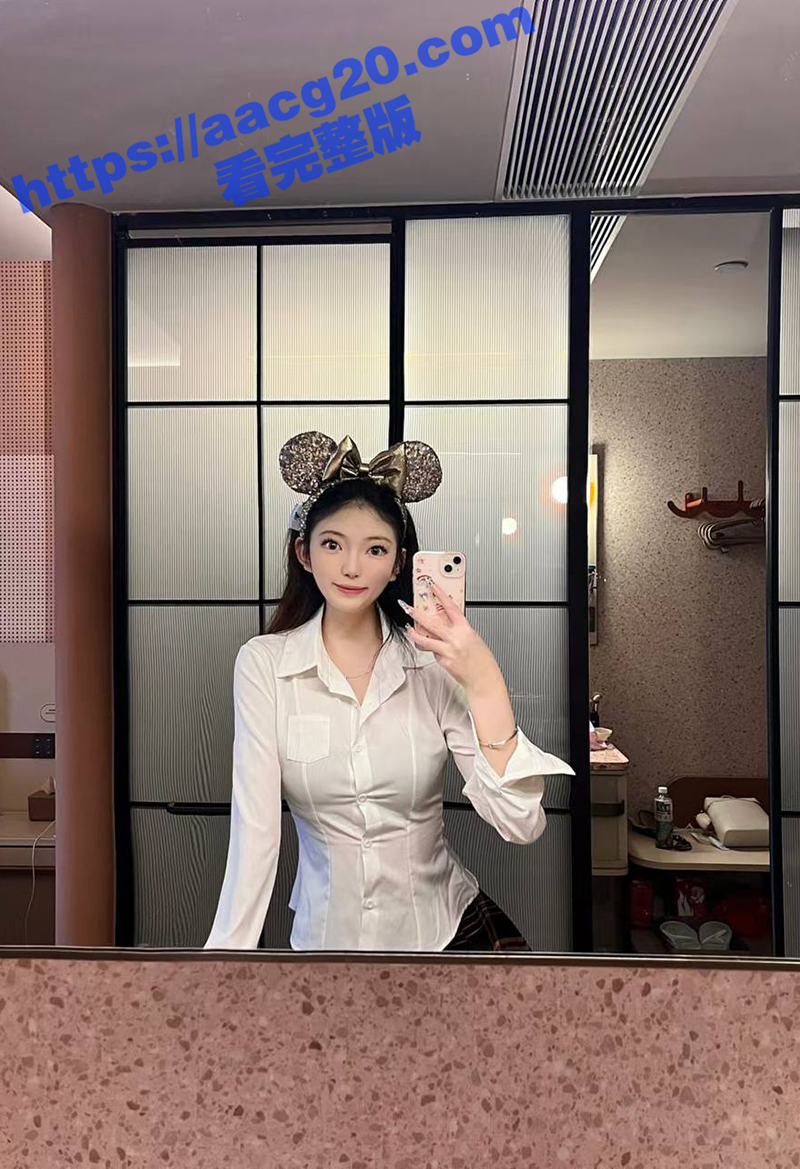 重庆蜜桃臀人妻 武思相关图片
