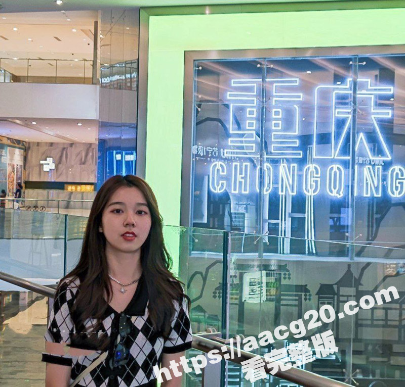 调教巨乳骚母狗 滴蜡相关图片