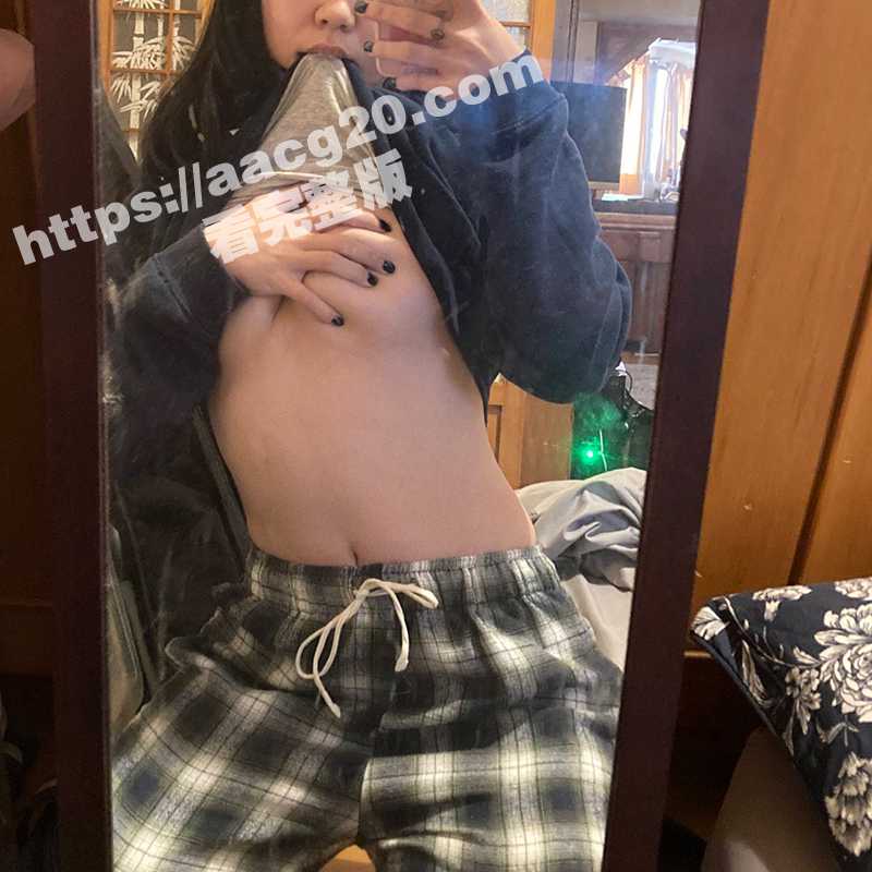 台湾嫩妹 张子宁私房相关图片