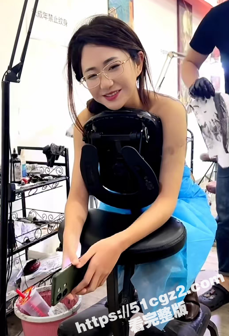 杭州中学美女英语老师相关图片