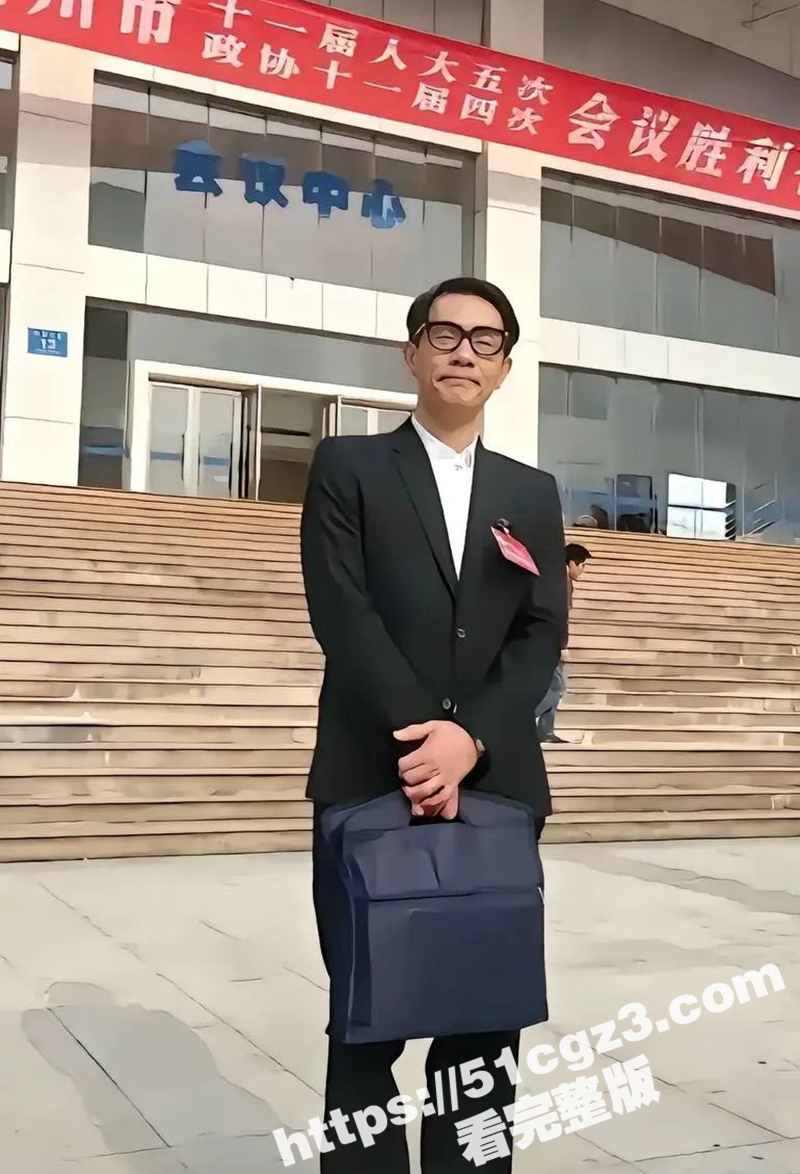 洪兴山鸡哥 陈小春 相关图片