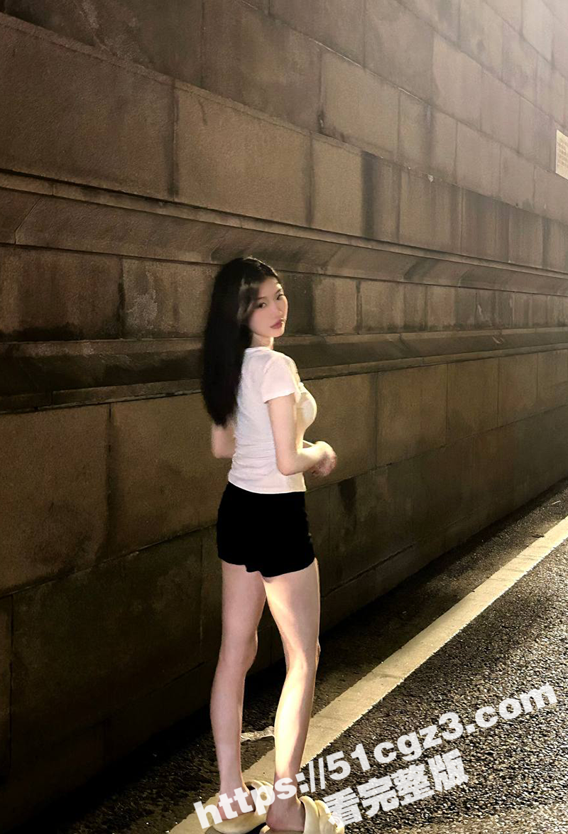 广州性感白虎人妻 李相关图片