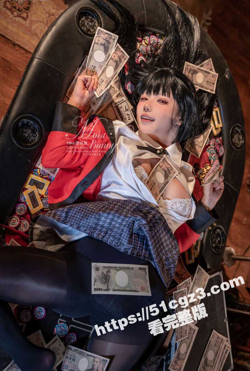 咬一口兔娘 12月最相关图片