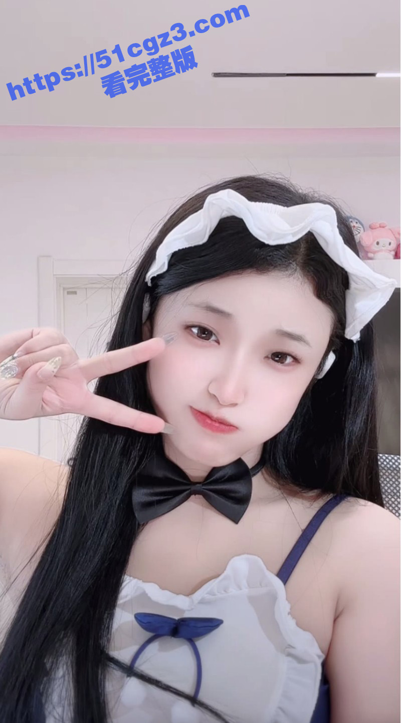 快手清纯反差美女 小相关图片