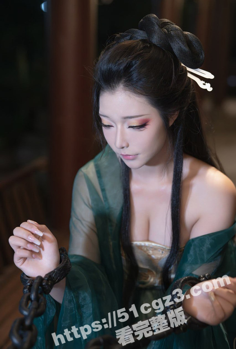 COS界超火女神 y相关图片