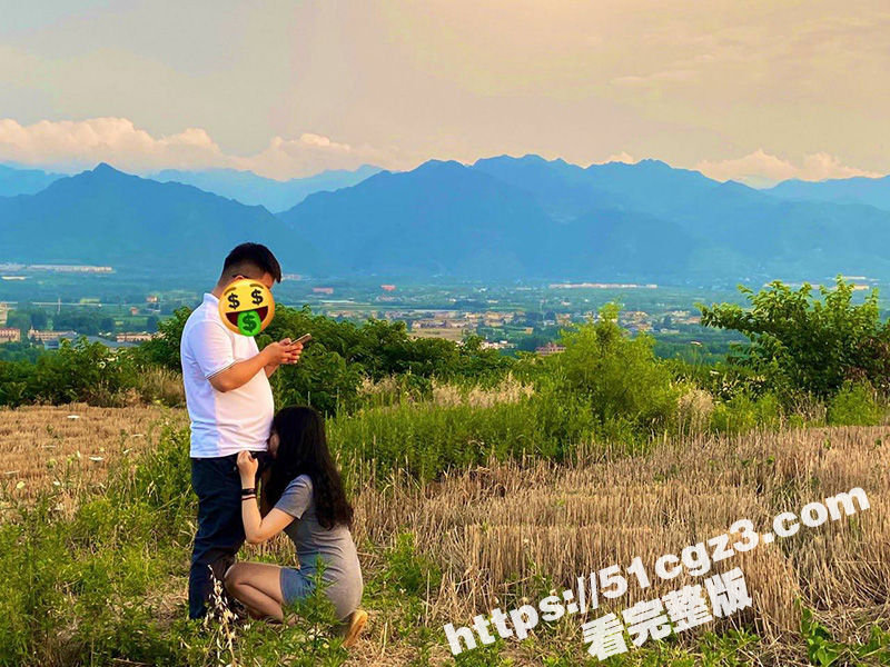 西安大学生嫩妹梓琳 相关图片