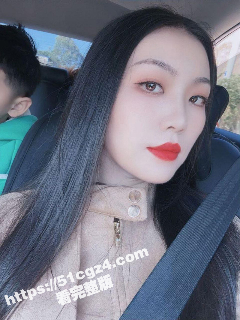 推特极品风骚美少妇 相关图片