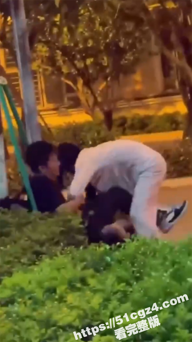 广西街头捉奸现场 性相关图片