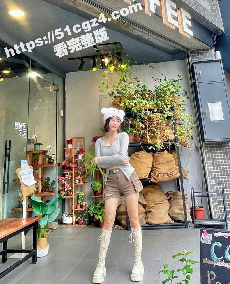 推特高颜值美女 澄希相关图片