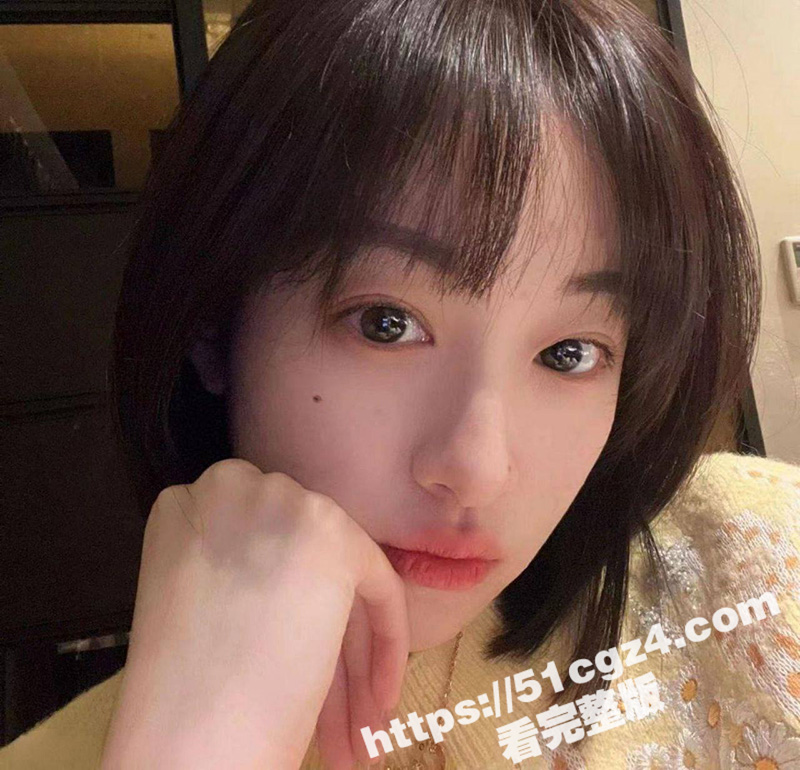 调教极品身材人妻 超听话的性感少妇 大奶翘臀美腿修长 背着老公出来当狗