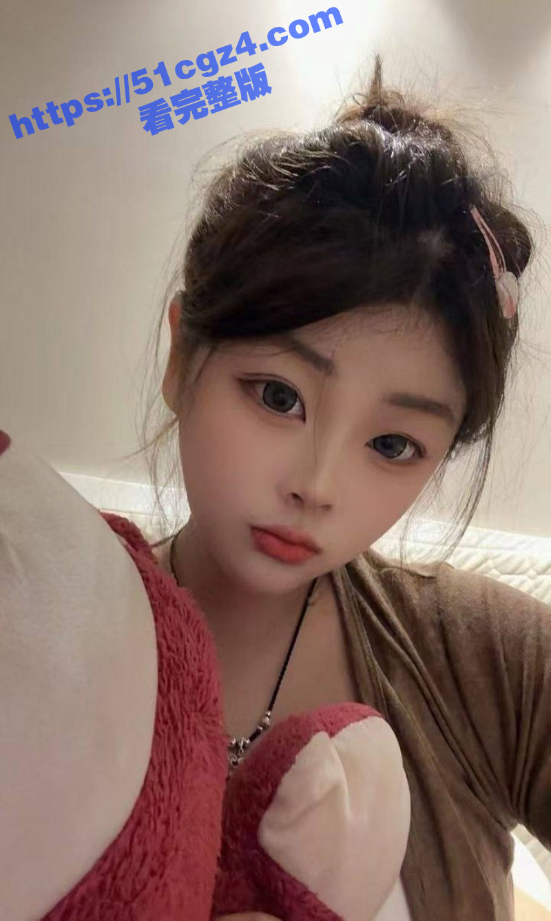 海角姐弟激情乱伦 大神出差归来迫不及待找开裆姐姐泄欲 后入狂操猛顶花芯