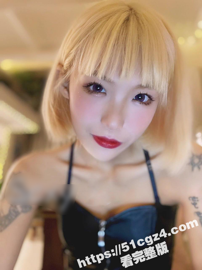 极品颜值小仙女 长腿女神SexyHc 皮肤白皙玉足粉嫩 穿性感情趣丝袜 被爸爸当母狗一样爆操