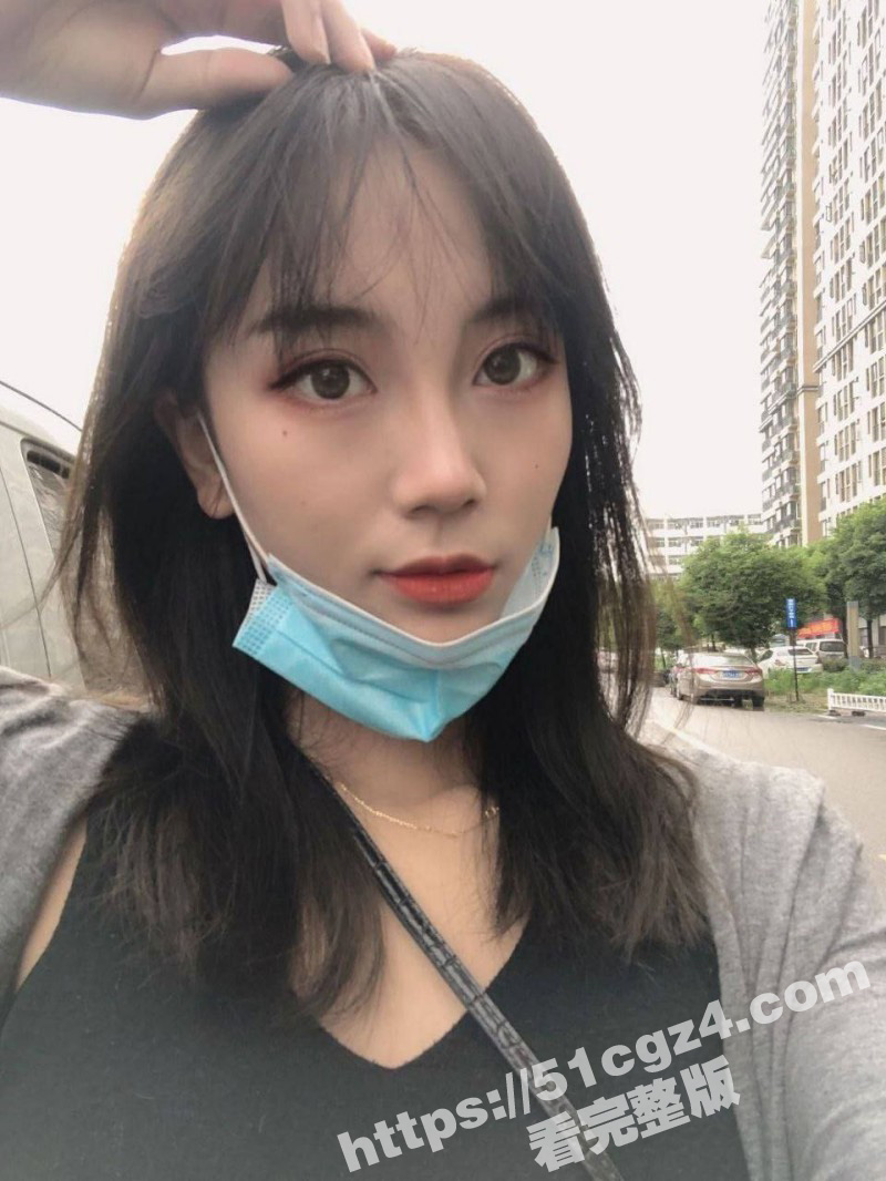 杭州顶级美女Lisa 分手后自慰私拍遭渣男曝光 浓密私处近景展示 水润蜜穴光泽诱人！