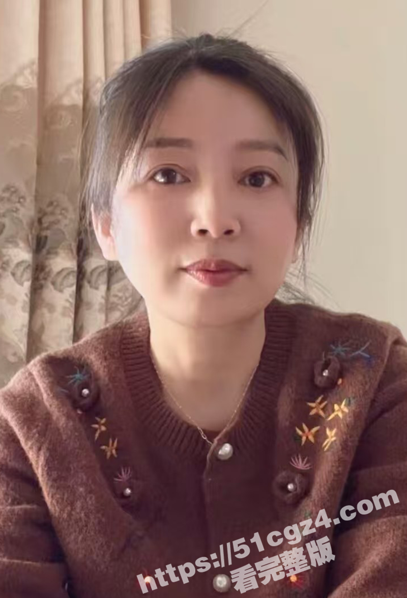 美艳教师 郝彤 勾引相关图片
