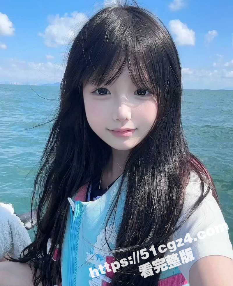 街头寻找刺激户外露出相关图片