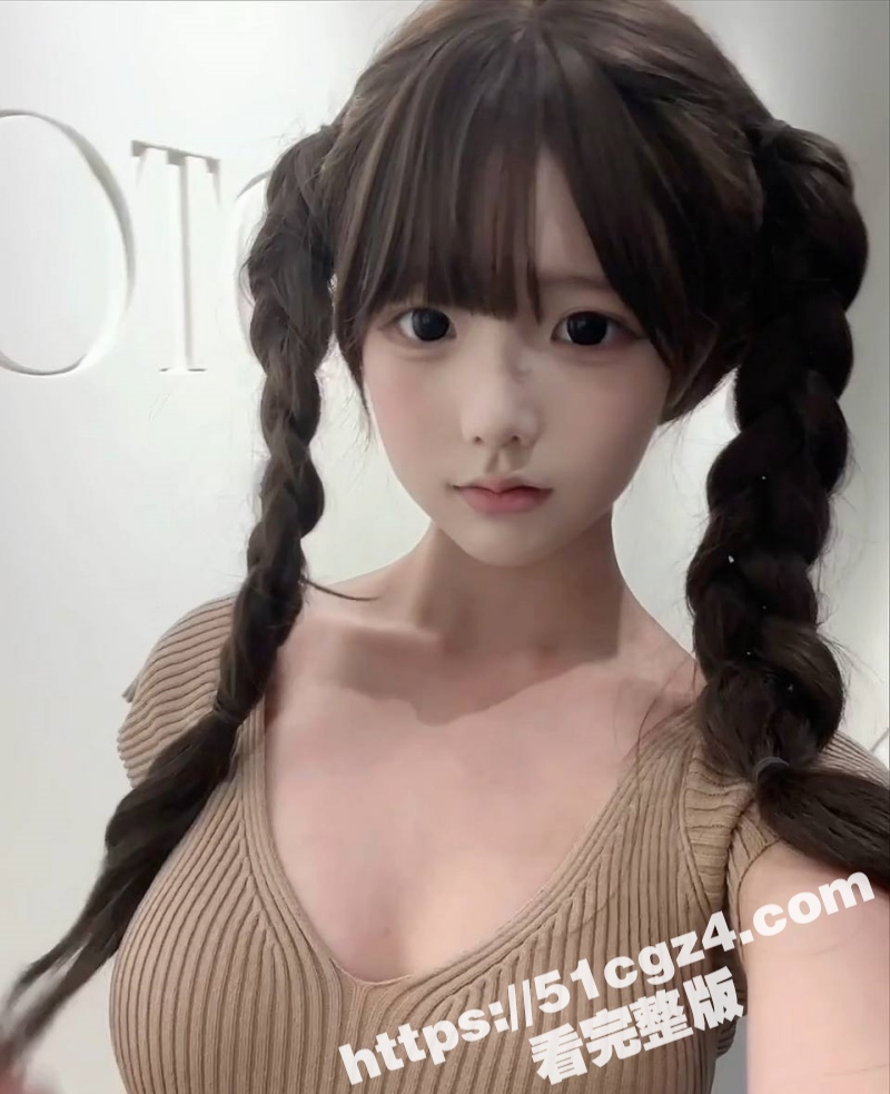 超级骚的推特反差女大学生 【yukiki】 逼里被主人塞进去一罐可乐 摇着屁股讨好主人的小母狗