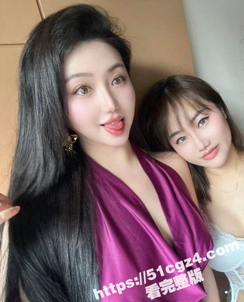 抖音14万粉网红 萌萌叫小胖儿 不雅私拍流出 豪横巨乳波涛汹涌 近景喷尿无比风骚！