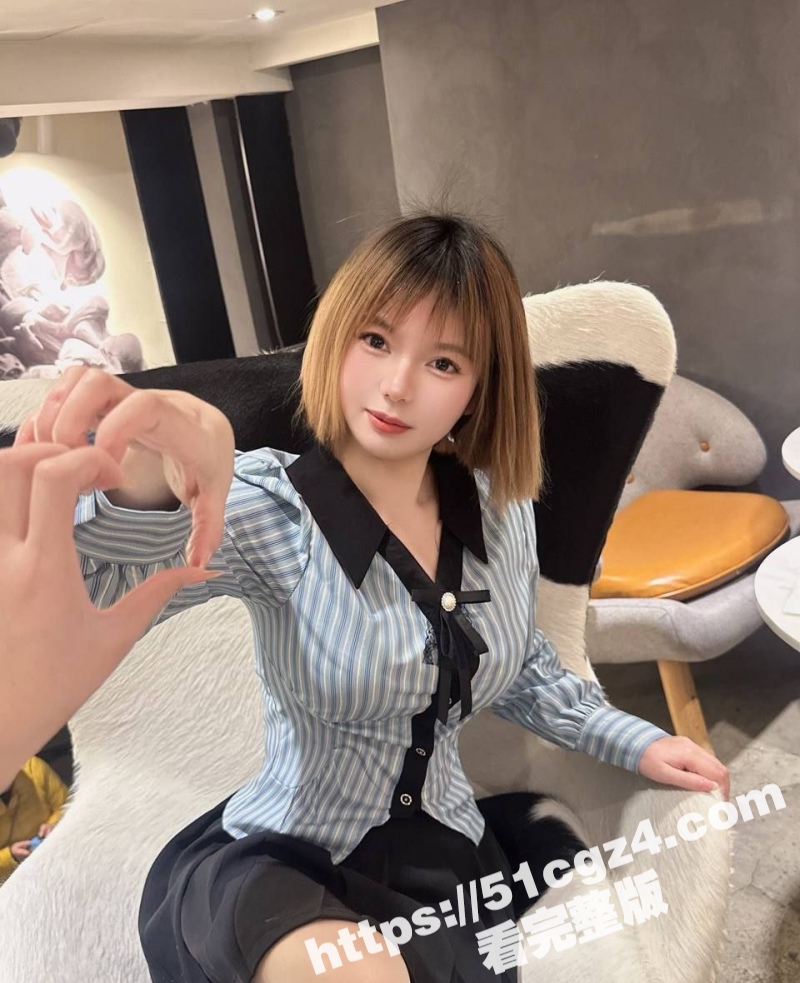 上海顶级淫荡肉便器母相关图片