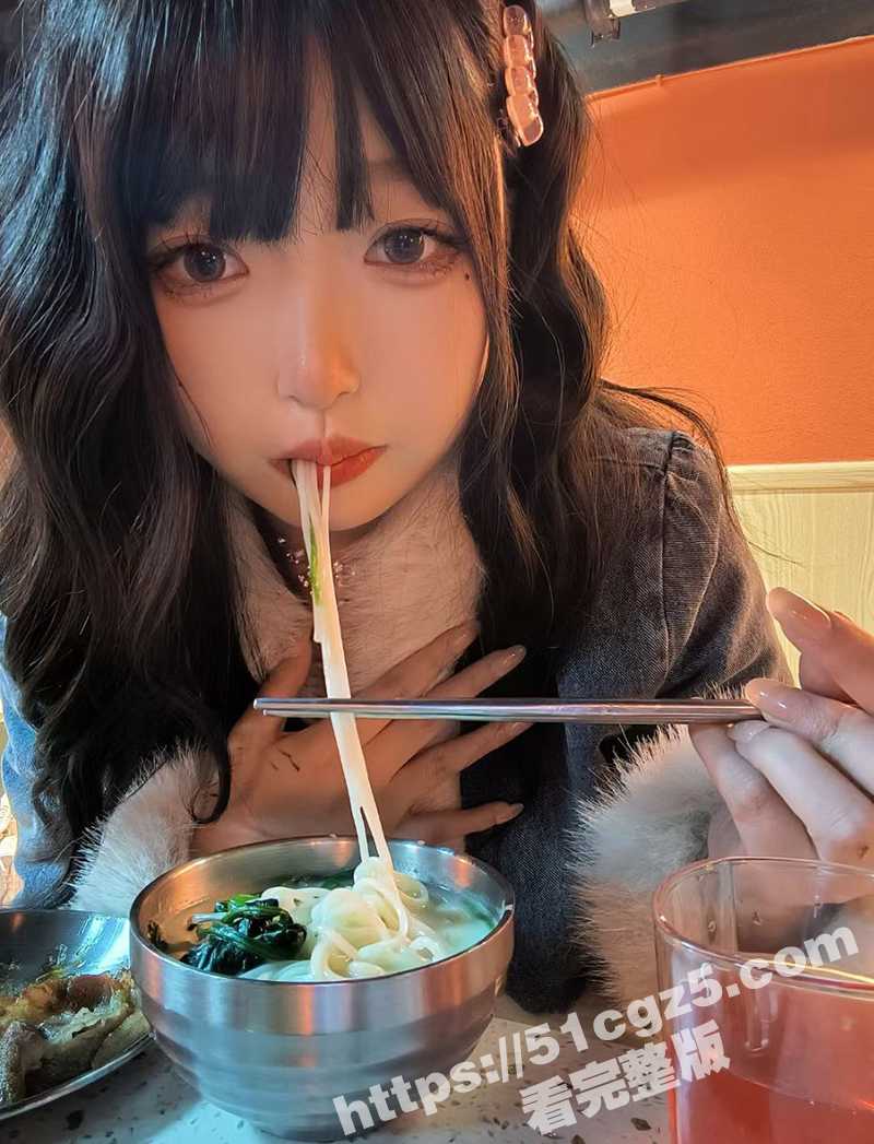 清纯学生妹 李汐媛 相关图片