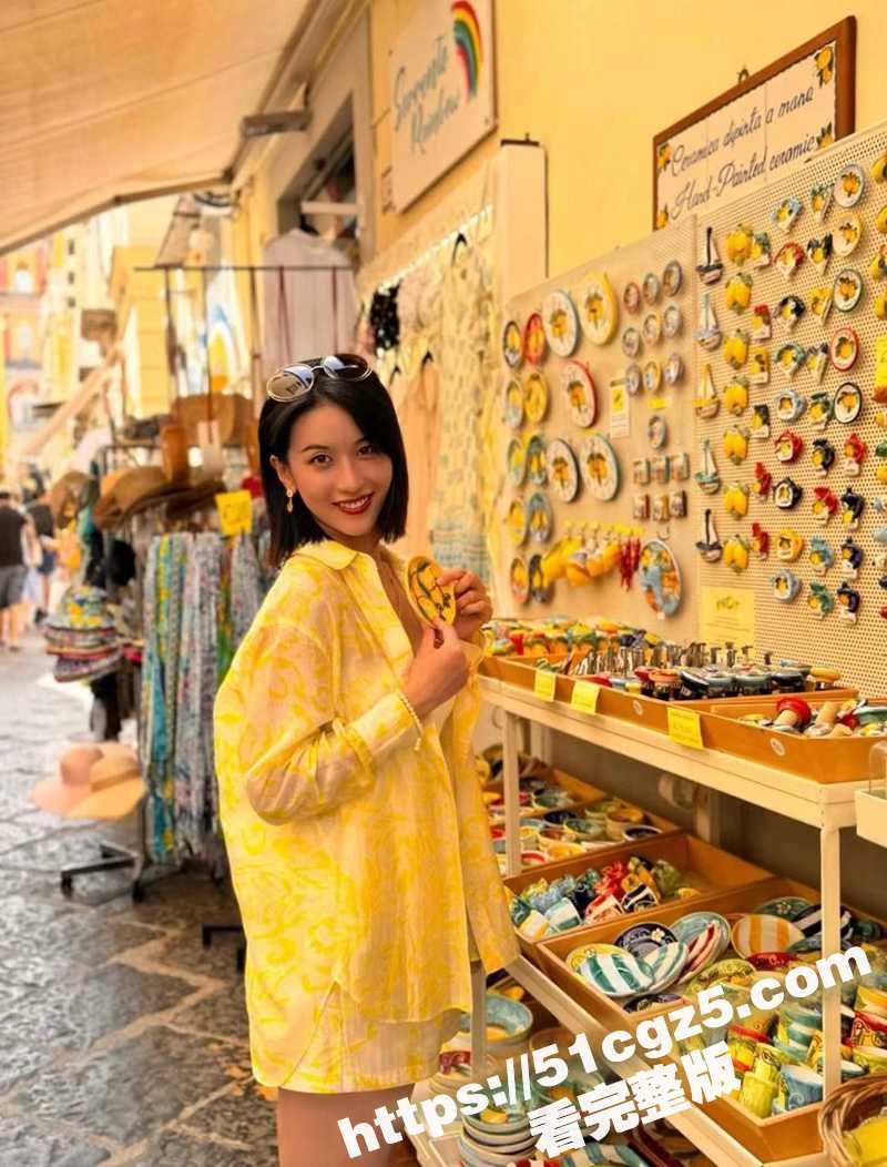 北大媚外母狗 萧轩伊相关图片