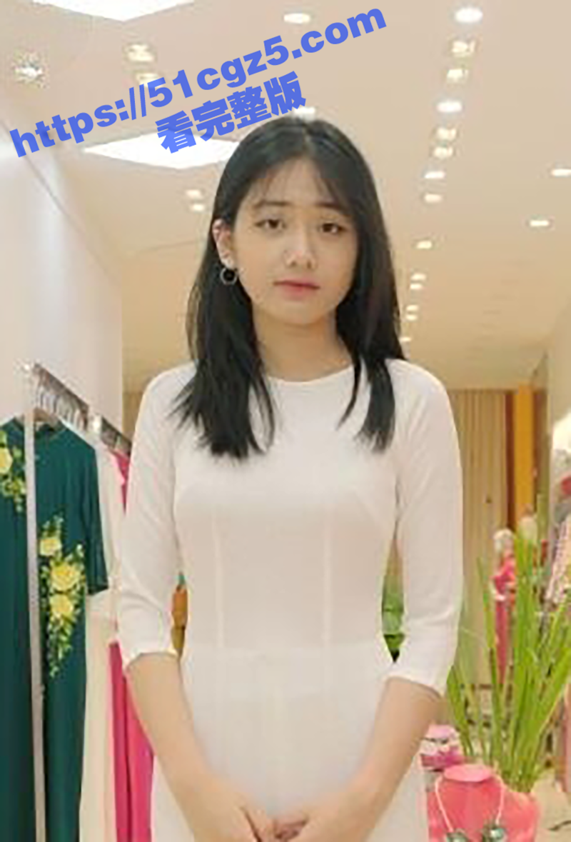 越南知名奥黛女模 宋相关图片