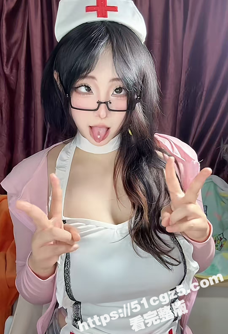 抖音巨乳网红 牛老师相关图片