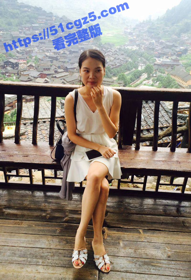 重庆反差人妻 李沐嵘相关图片