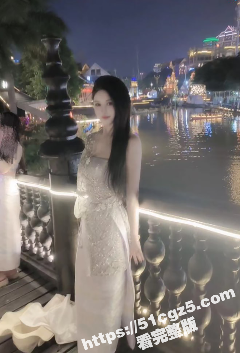 抖音极品尤物 77 相关图片