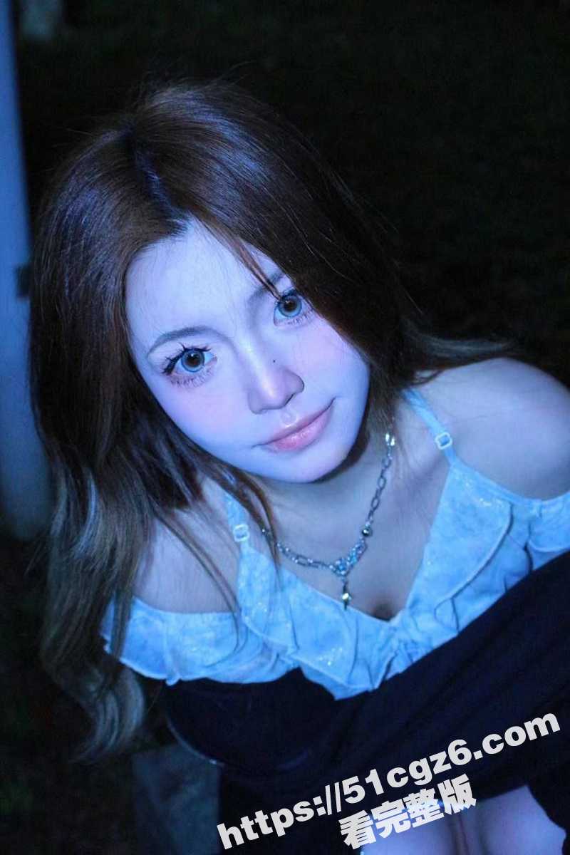 山东青岛反差学霸 女研究生程明琪 表面高冷女神私下骚的没边 巨乳嫩穴身材一流 不雅视图被渣男泄密