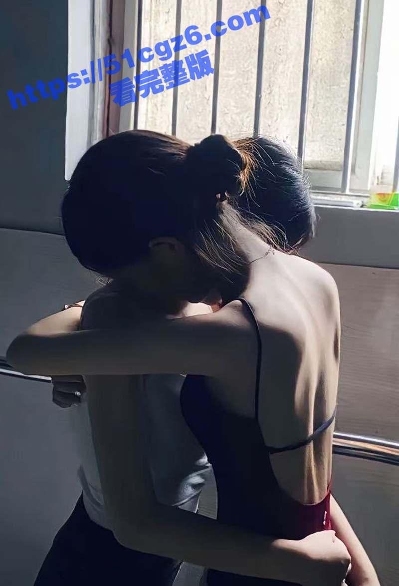 广州良家人妻与闺蜜 相关图片