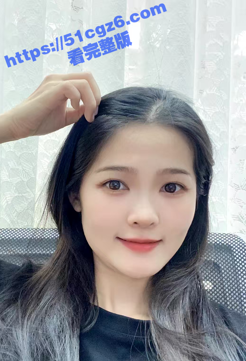 山东济宁黑丝人妻KTV里嗑药玩嗨 被炮友灌醉带到酒店轮奸 三兄弟齐上阵调教骚妇 小穴迎接乱棍抽插