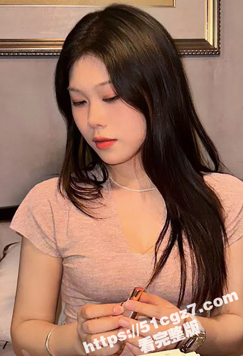 河南某高中音乐老师 陈燕君 自慰私拍被曝 端庄教师自摸骚穴勾引炮友求操 黑逼阴核勃起淫水横流