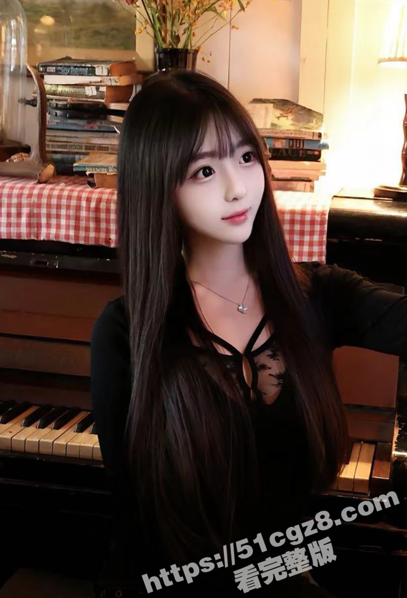 超嫩小仙女 不小心喷相关图片