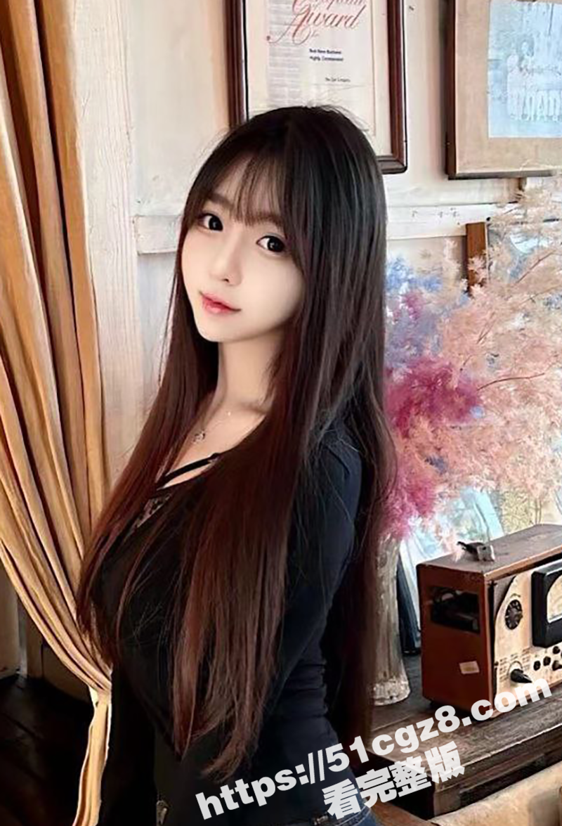 超嫩小仙女 不小心喷相关图片