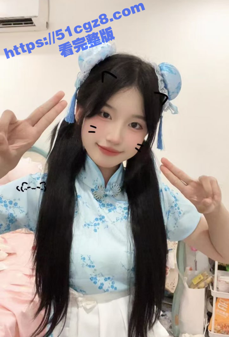 兄妹乱伦实录 极品嫩妹诱惑亲哥求操 戴狗链化身淫骚母狗伺候亲哥大屌 粉嫩蜜穴遭多体位爆操！