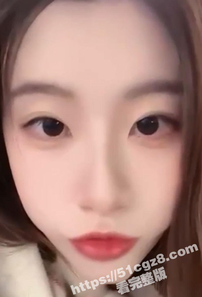 抖音百万粉丝巨乳网红相关图片