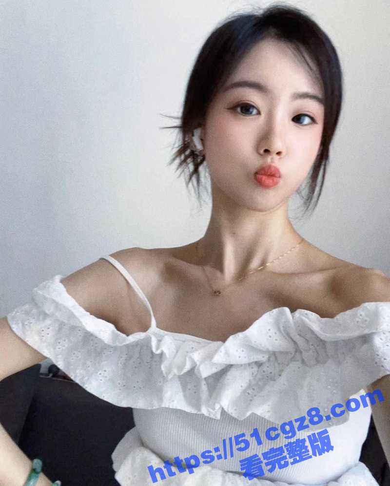 极品身材肥鲍女友 绝相关图片