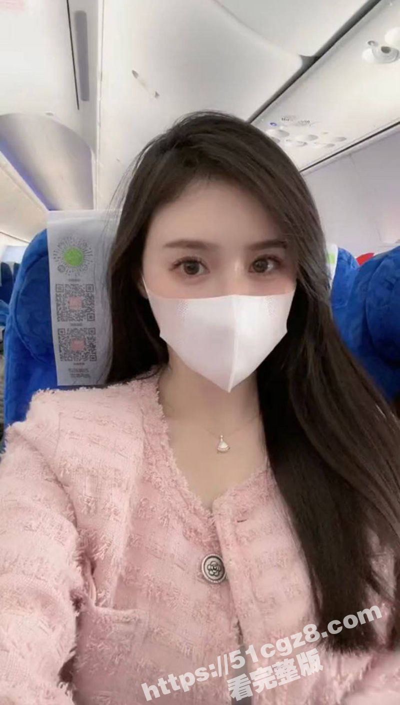 抖音高颜值网红 莉莉相关图片
