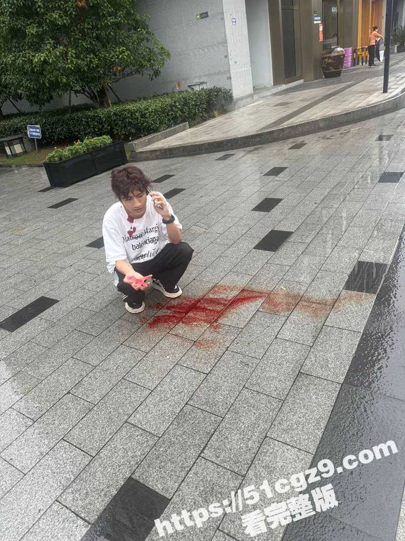 杭州网络乞丐男模江江相关图片