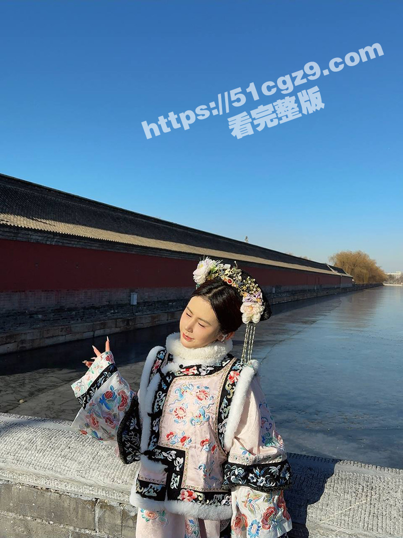 合肥医学院反差学生妹相关图片