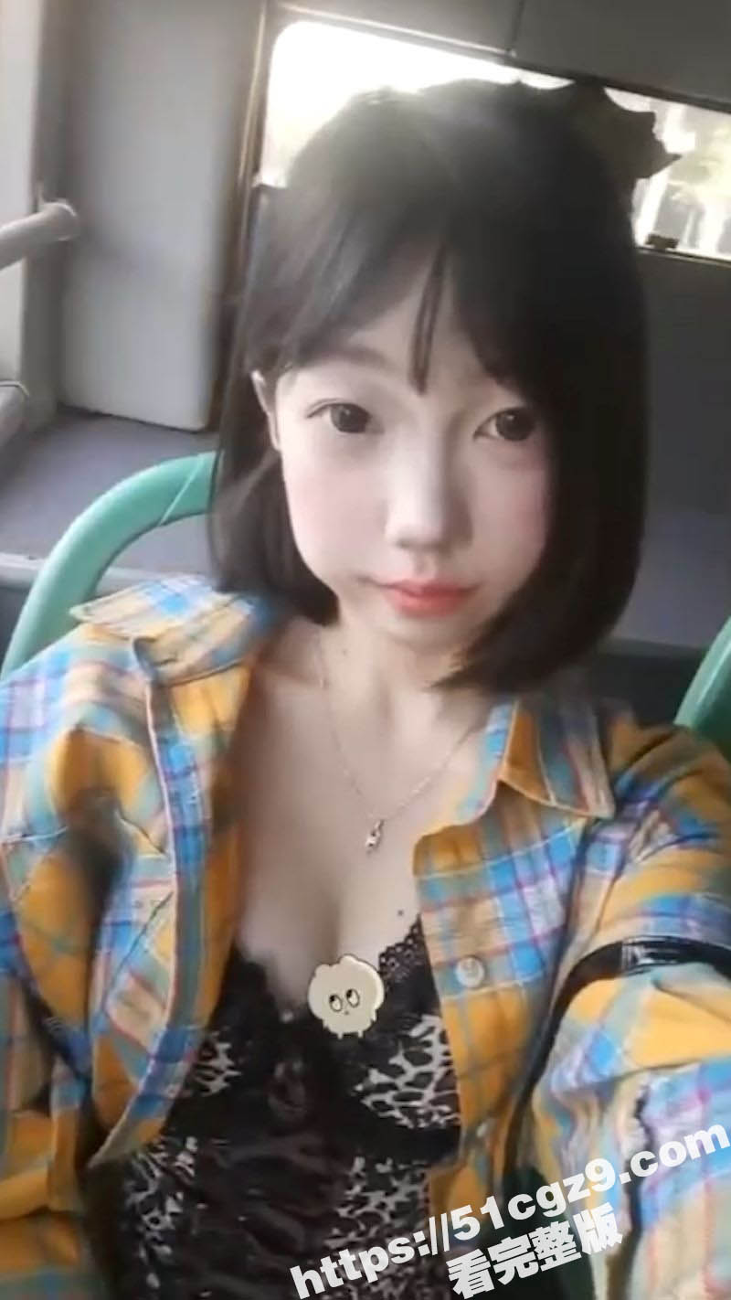湖北20岁女大母狗 相关图片