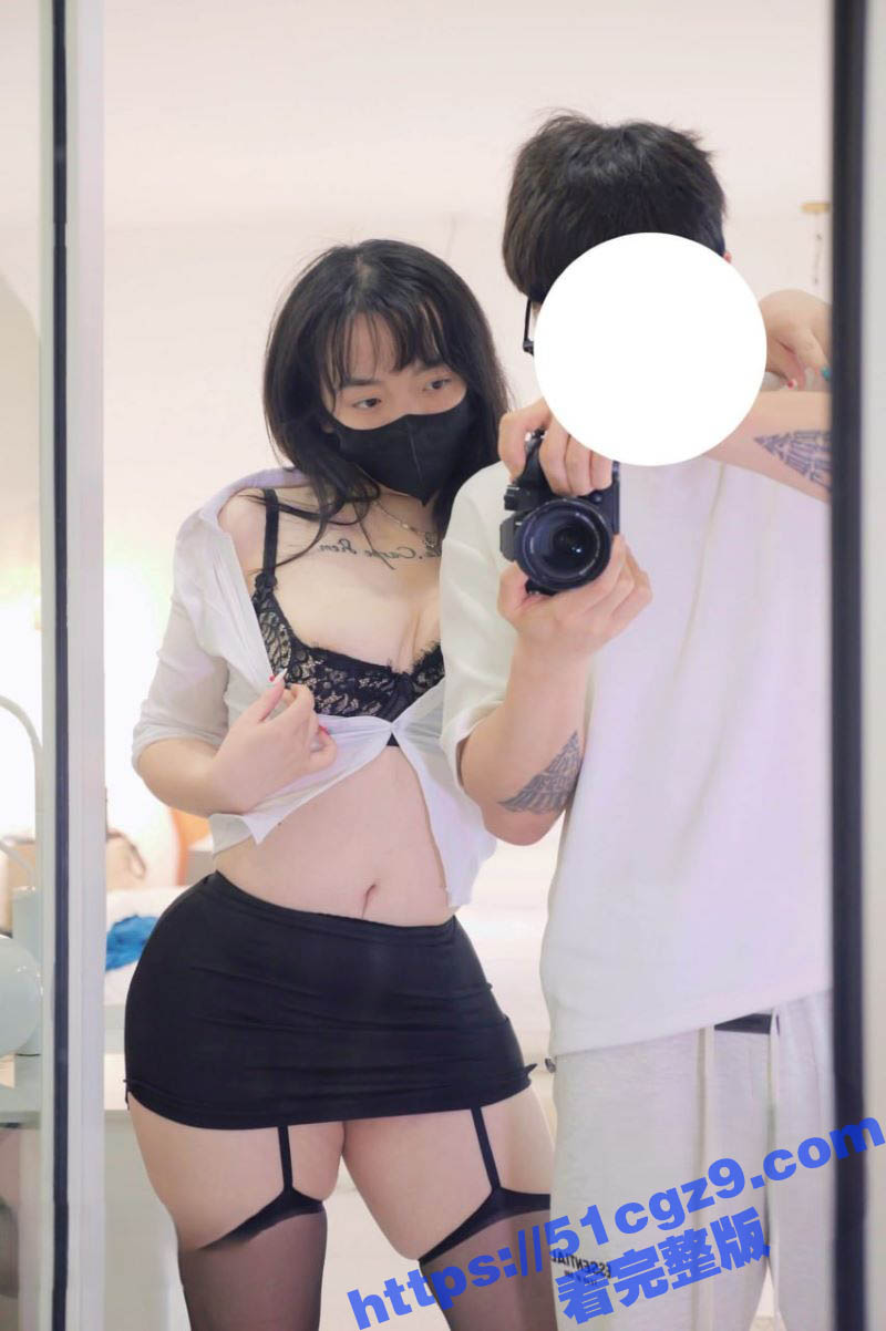 推特极品网红巨乳双女相关图片