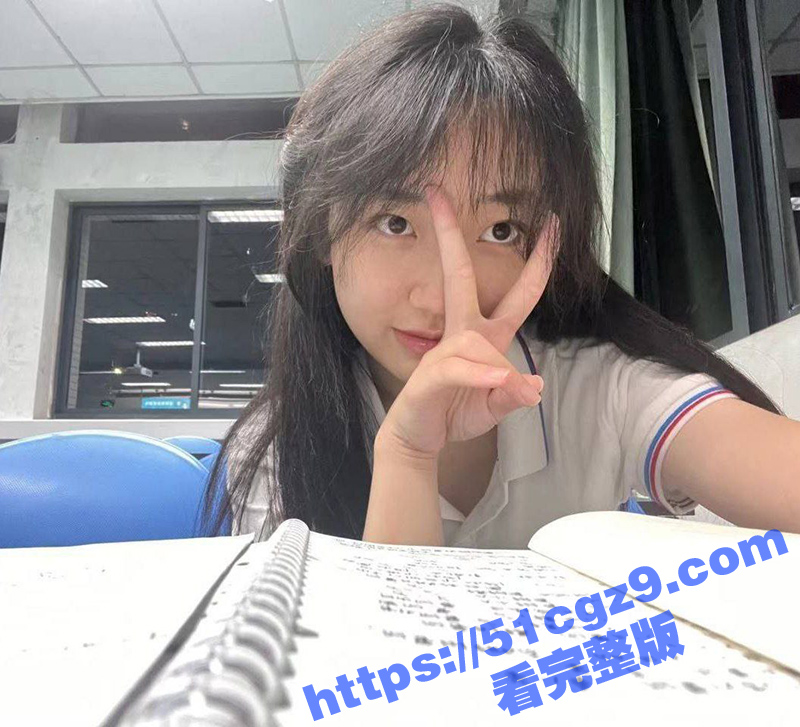 重庆科技大学林芮‌言相关图片