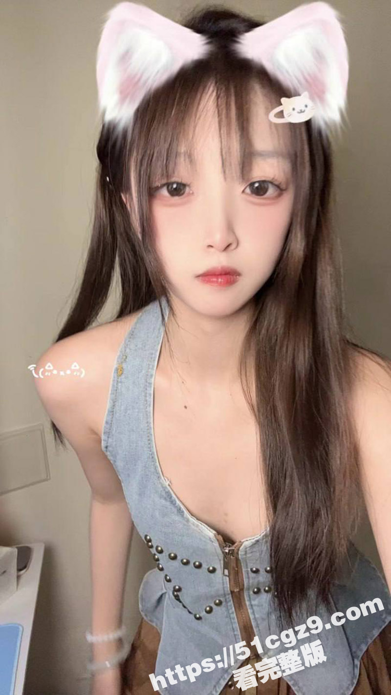 推特高颜值福利姬 人相关图片