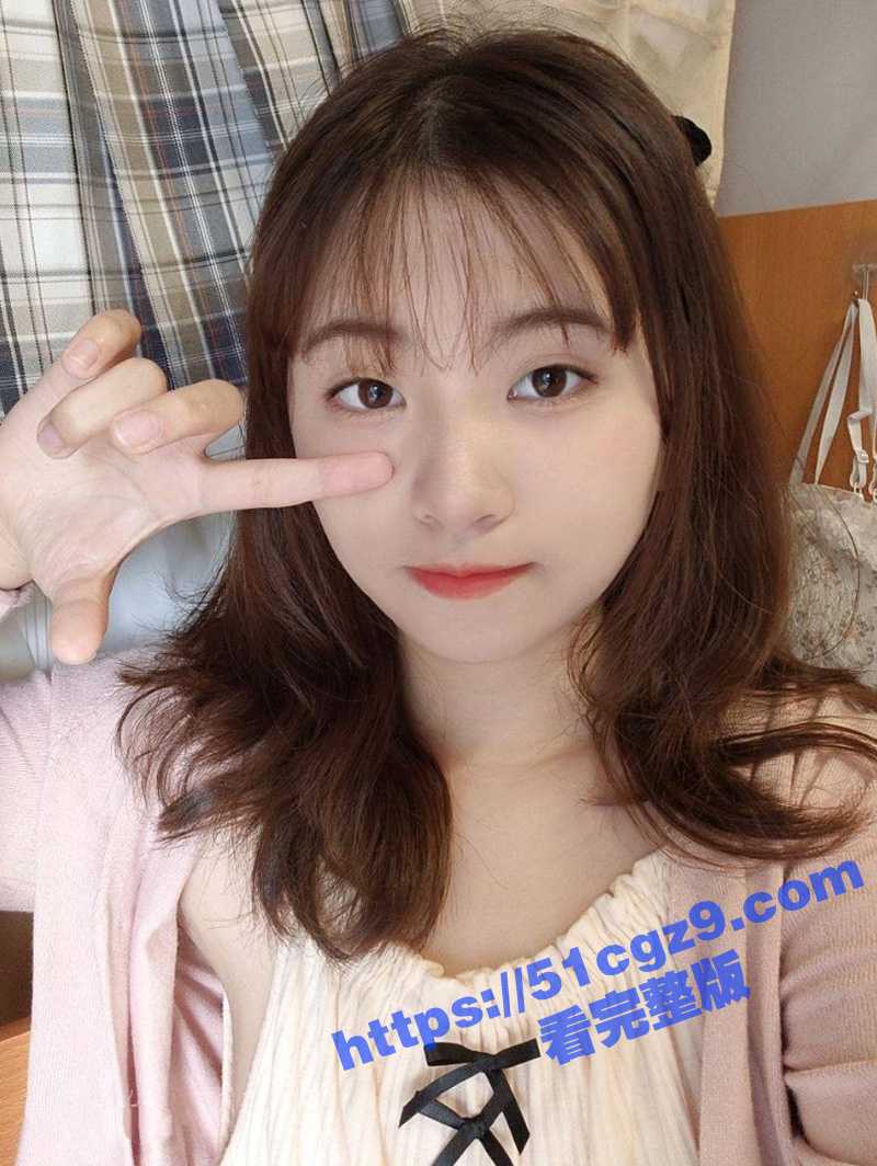 摄影师私拍接活 长腿肥臀骚母狗 约拍私房照玩出感觉 被摄影师拿下爆操 暴力抽插淫叫不断