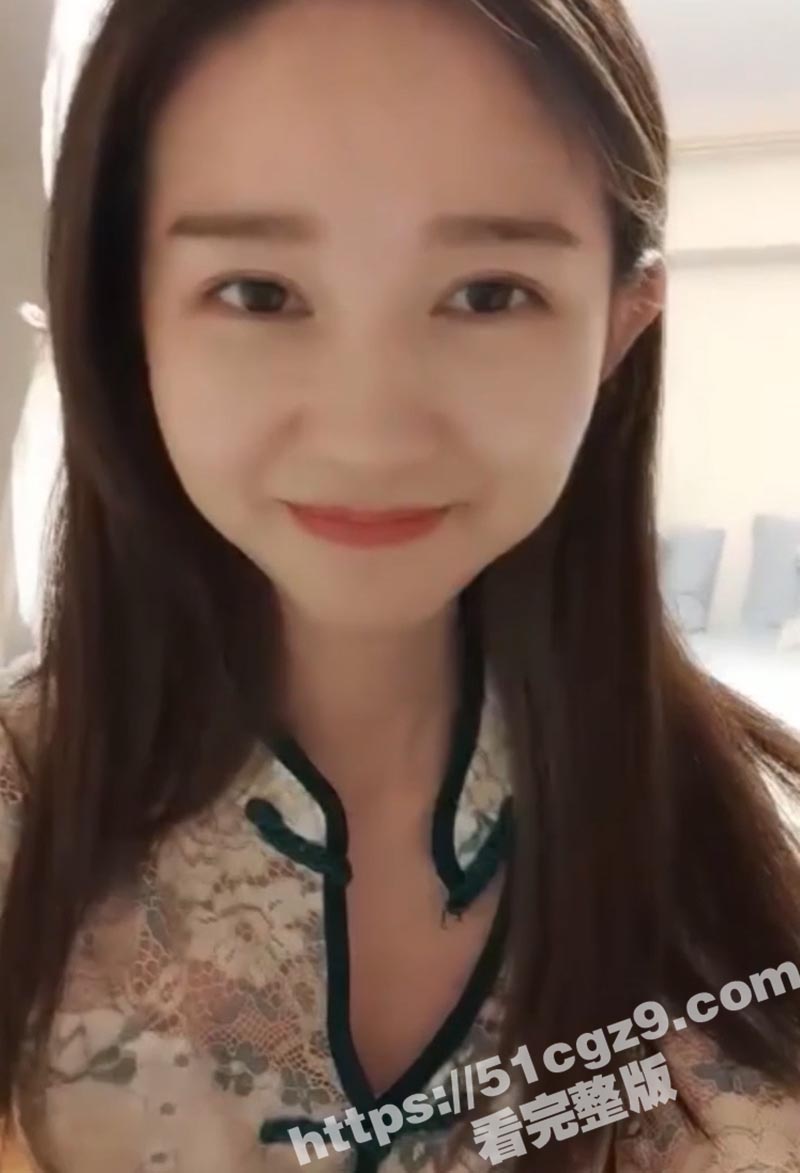 优雅气质美少妇为捞金做网黄直播做爱 短小男蹂躏良家人妻 抠穴吸屌疯狂性爱