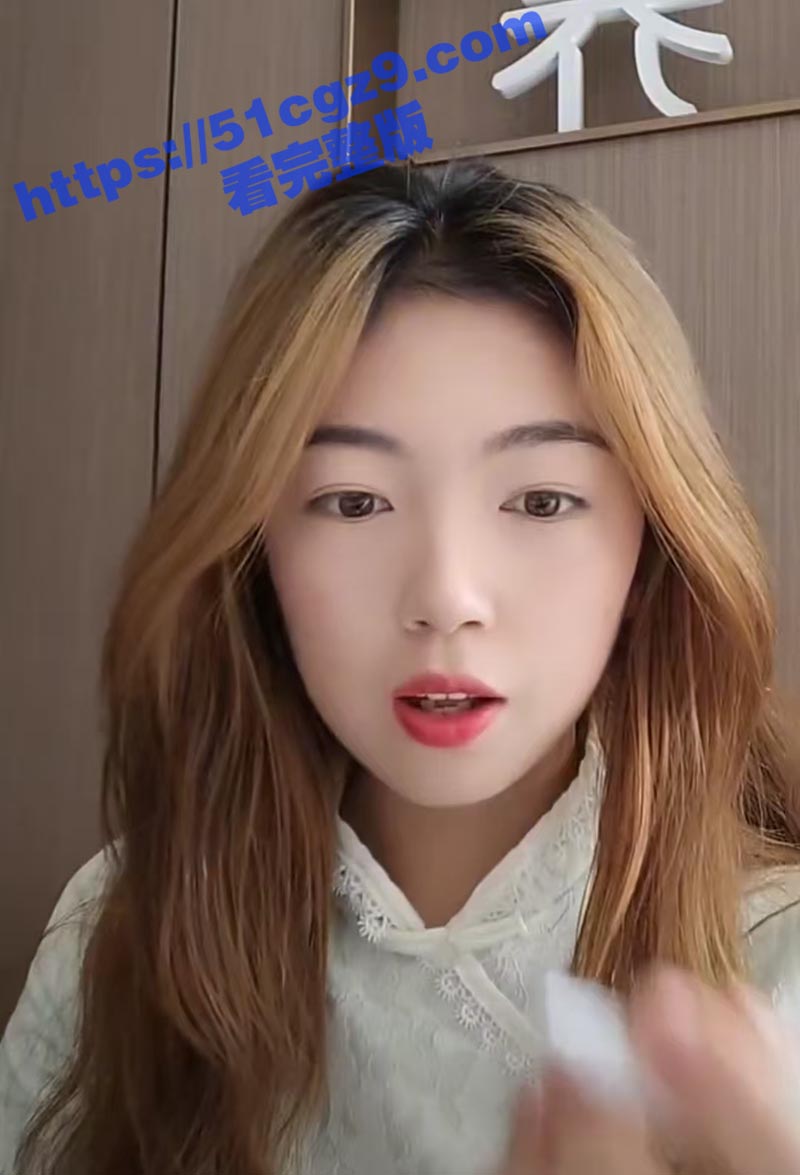 姐弟乱伦 海角大神 沈重 用大屌关怀离婚亲姐姐 空虚少妇穿着亲弟买的情趣黑丝被无套爆操